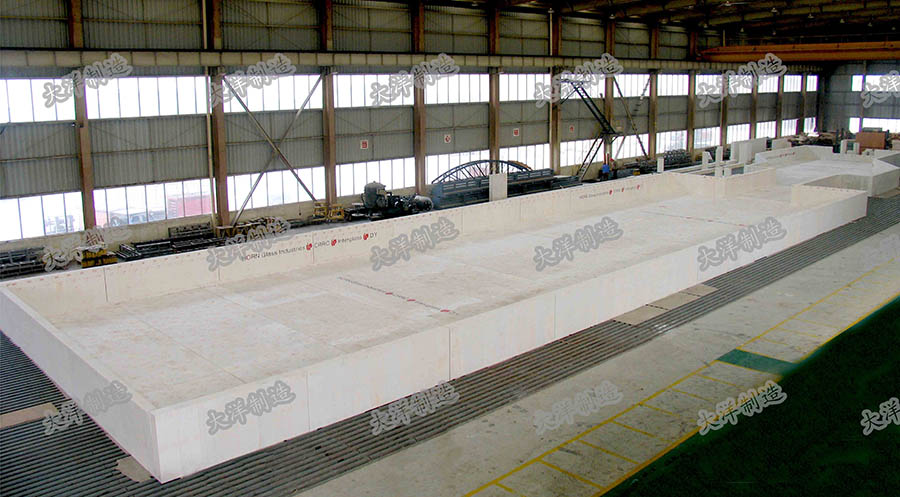 MELTING END AND REFINNING END OF FLOAT GLASS FURNACE EXPORTED TO KIRGHIZIA